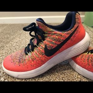 Nike 4.5Y Athletic Shoe